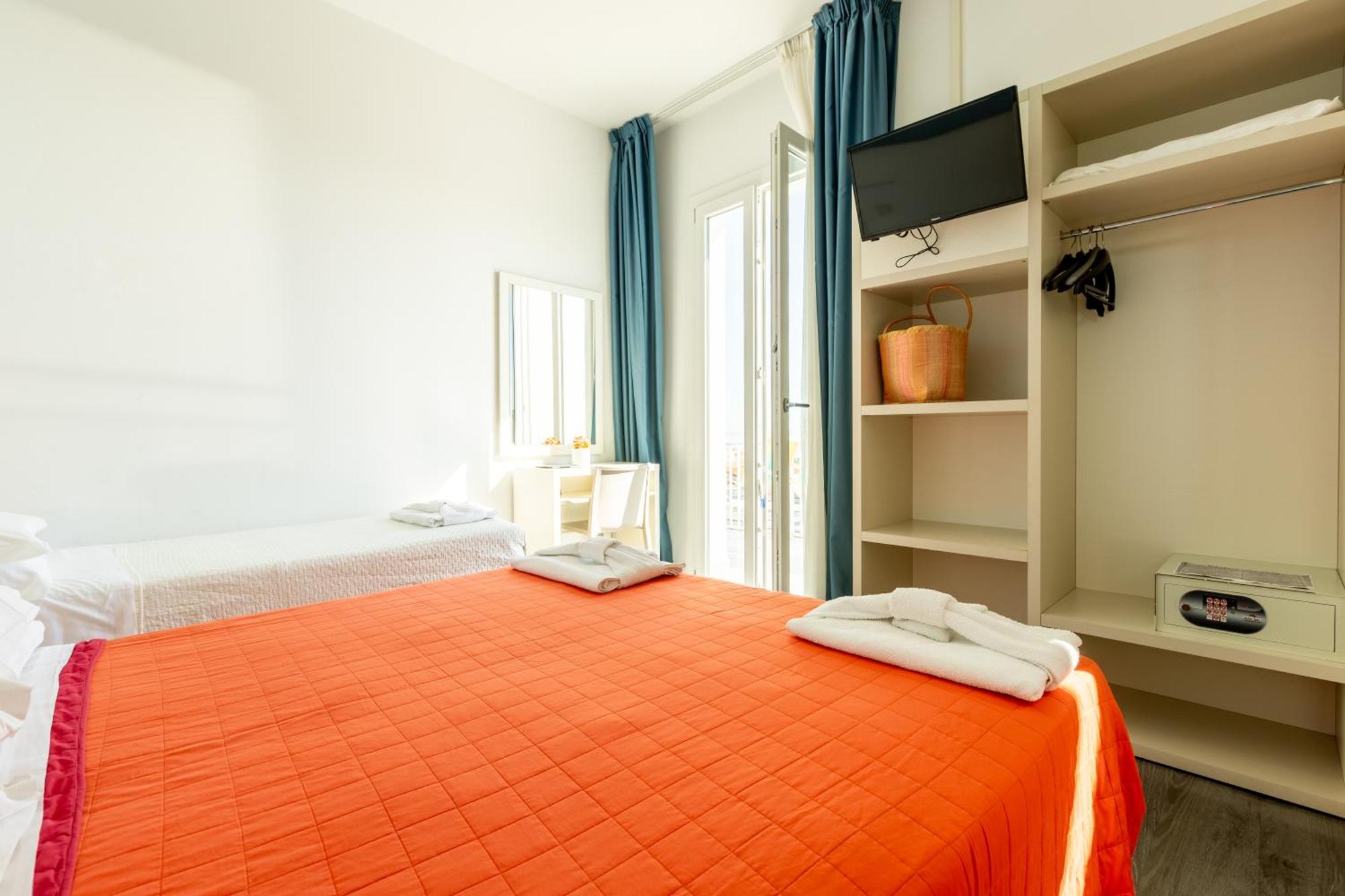 Hotel Kim ริมินี ภายนอก รูปภาพ